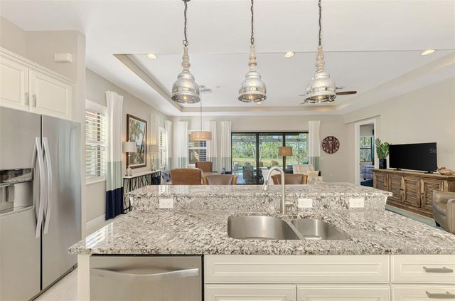 10407 MEDJOOL DRIVE, Venice, FL 34293