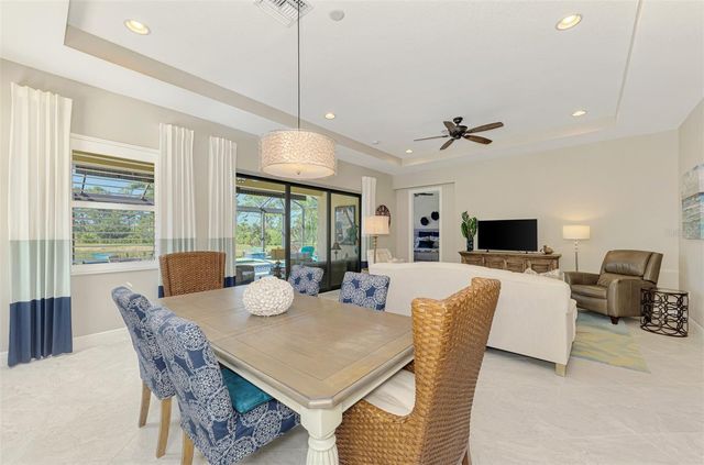 10407 MEDJOOL DRIVE, Venice, FL 34293