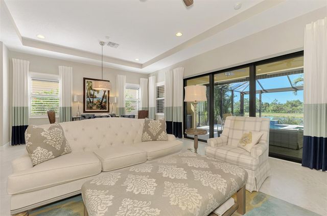 10407 MEDJOOL DRIVE, Venice, FL 34293