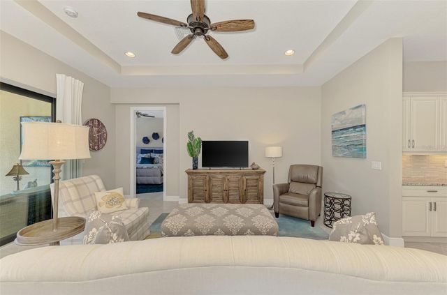 10407 MEDJOOL DRIVE, Venice, FL 34293