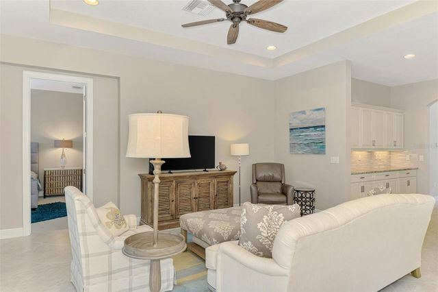 10407 MEDJOOL DRIVE, Venice, FL 34293