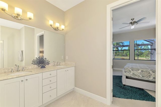 10407 MEDJOOL DRIVE, Venice, FL 34293