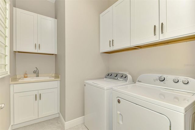 10407 MEDJOOL DRIVE, Venice, FL 34293