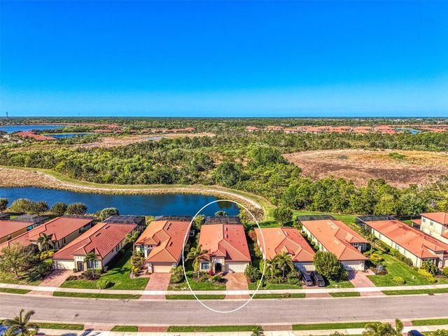 10407 MEDJOOL DRIVE, Venice, FL 34293