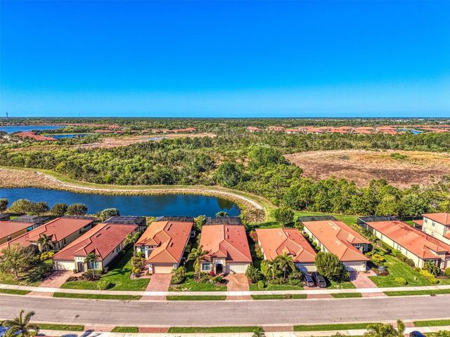 10407 MEDJOOL DRIVE, Venice, FL 34293