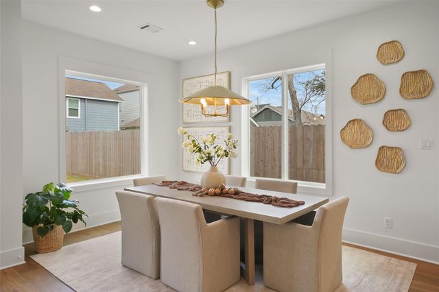 1023 E 23rd Street, Houston, TX 77009