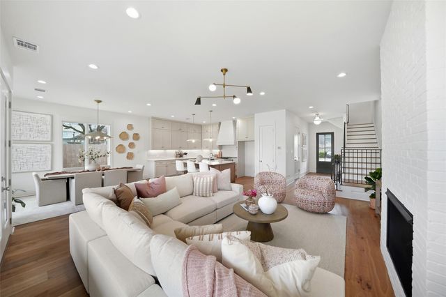 1023 E 23rd Street, Houston, TX 77009