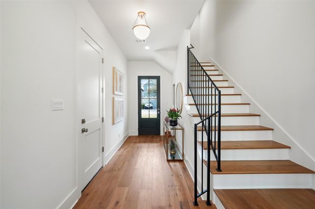 1023 E 23rd Street, Houston, TX 77009