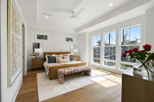 1023 E 23rd Street, Houston, TX 77009