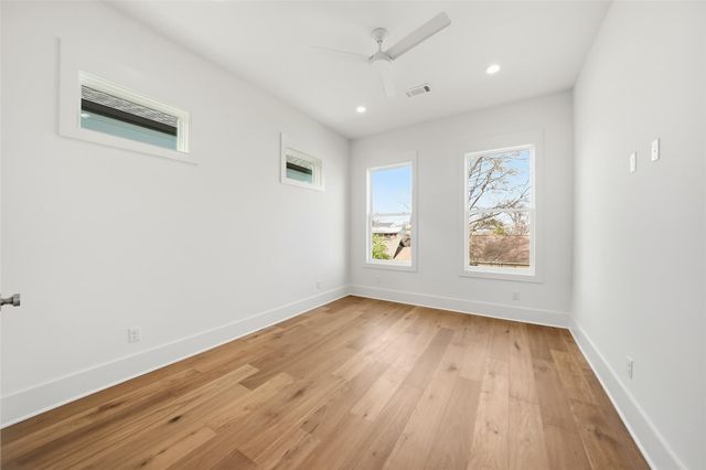 1023 E 23rd Street, Houston, TX 77009