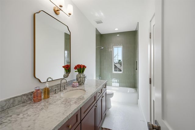 1023 E 23rd Street, Houston, TX 77009