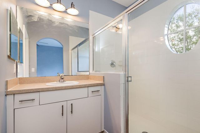 2912 Hidden Hills Road 1205, West Palm Beach, FL 33411