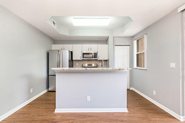 2912 Hidden Hills Road 1205, West Palm Beach, FL 33411