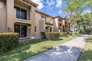 2912 Hidden Hills Road 1205, West Palm Beach, FL 33411