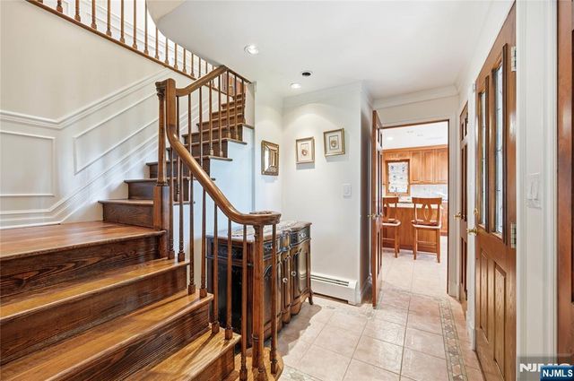 111 Kitchell Lake Drive, West Milford, NJ 07480