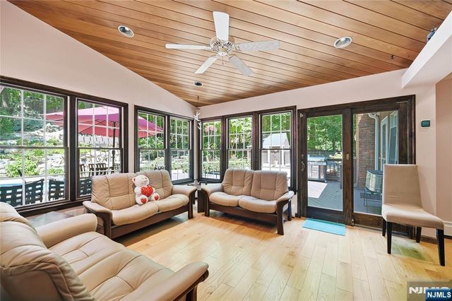 111 Kitchell Lake Drive, West Milford, NJ 07480