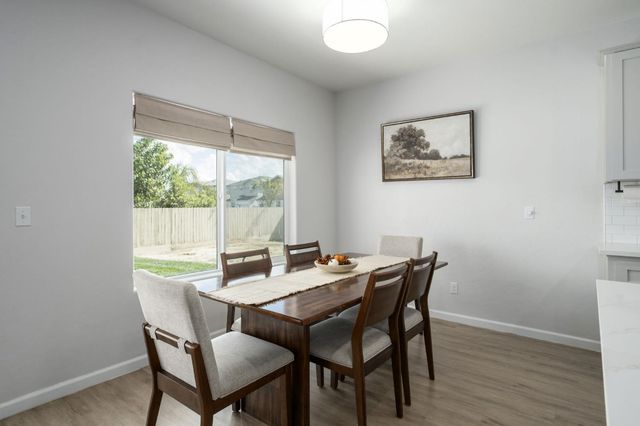 775 Kimball Lane, Hanford, CA 93230