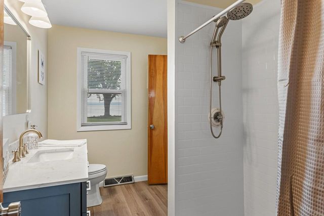 N9363 LAKESHORE DRIVE, Van Dyne, WI 54979