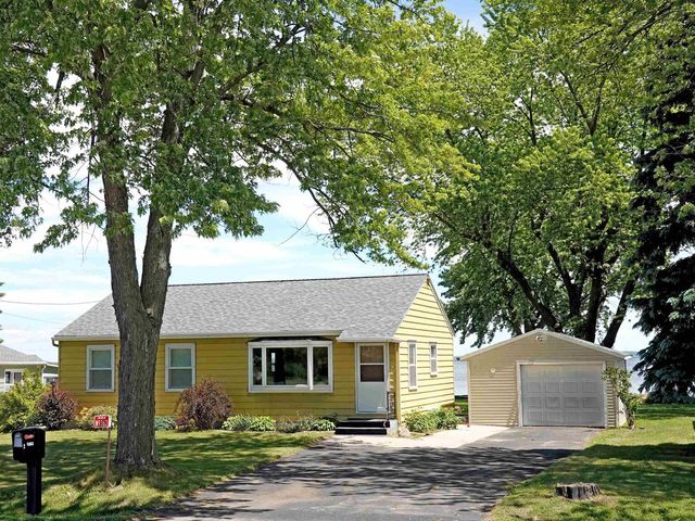 N9363 LAKESHORE DRIVE, Van Dyne, WI 54979