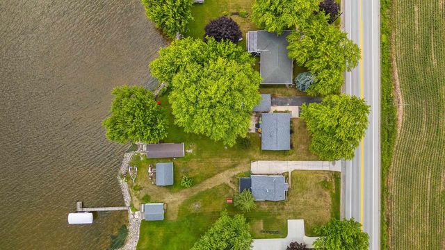 N9363 LAKESHORE DRIVE, Van Dyne, WI 54979