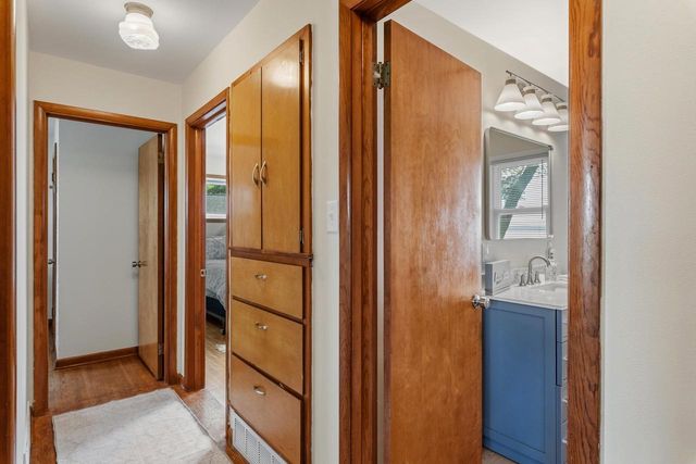 N9363 LAKESHORE DRIVE, Van Dyne, WI 54979
