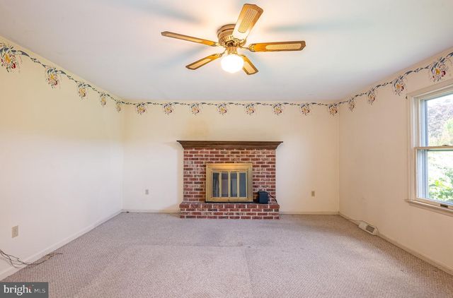 41 FLINT RIDGE DR, Shillington, PA 19607