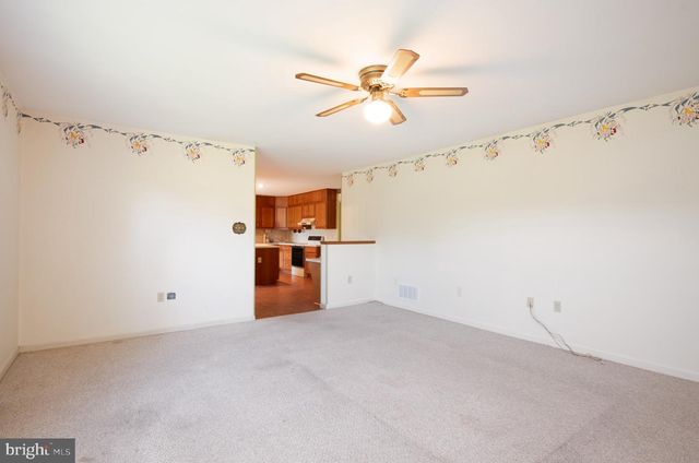 41 FLINT RIDGE DR, Shillington, PA 19607