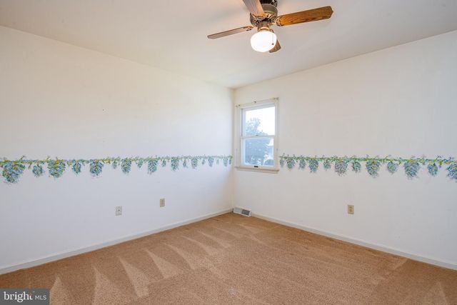 41 FLINT RIDGE DR, Shillington, PA 19607