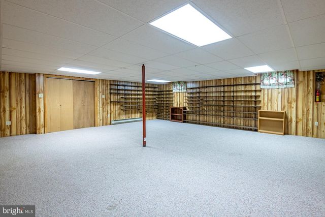 41 FLINT RIDGE DR, Shillington, PA 19607