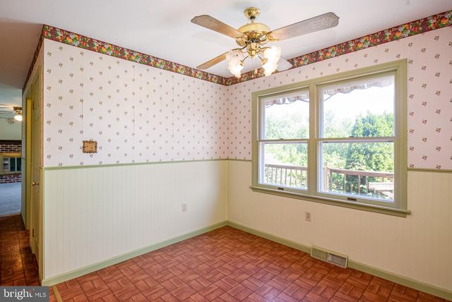 41 FLINT RIDGE DR, Shillington, PA 19607