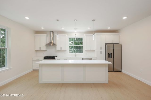 212 Twilight Avenue, Keansburg, NJ 07734