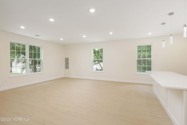 212 Twilight Avenue, Keansburg, NJ 07734
