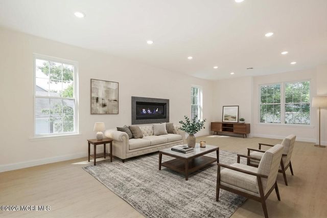 212 Twilight Avenue, Keansburg, NJ 07734