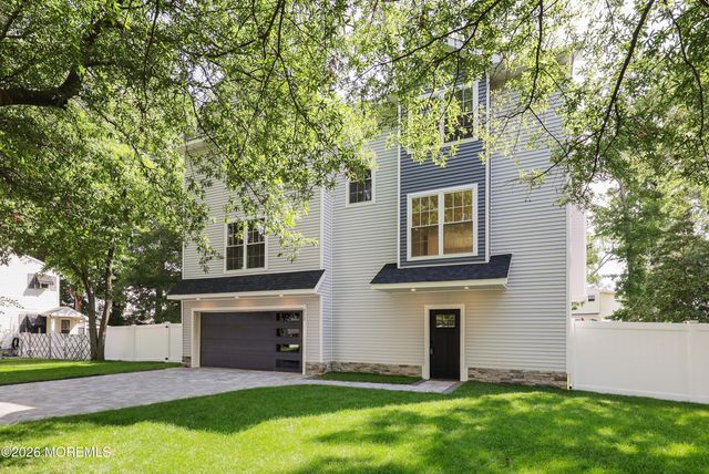 212 Twilight Avenue, Keansburg, NJ 07734