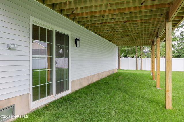 212 Twilight Avenue, Keansburg, NJ 07734