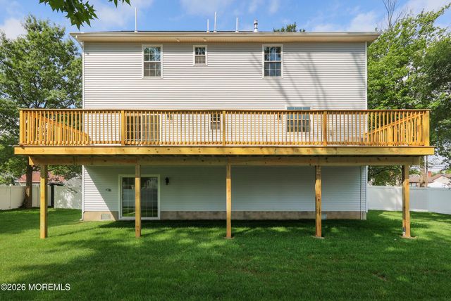 212 Twilight Avenue, Keansburg, NJ 07734