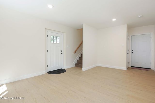 212 Twilight Avenue, Keansburg, NJ 07734