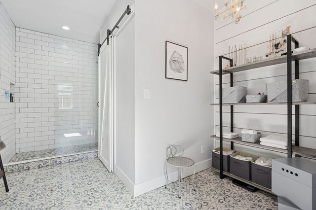 2844 S Adams Street, Fort Worth, TX 76110