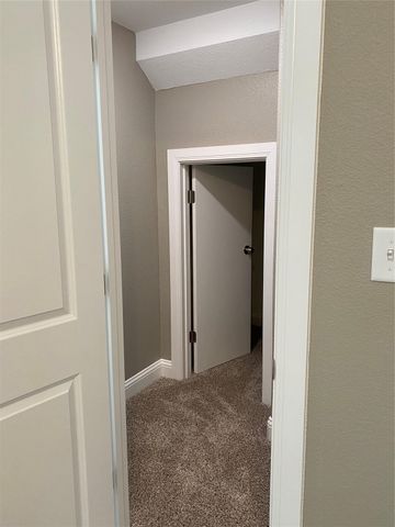 422 W Coffin Street, Denison, TX 75020