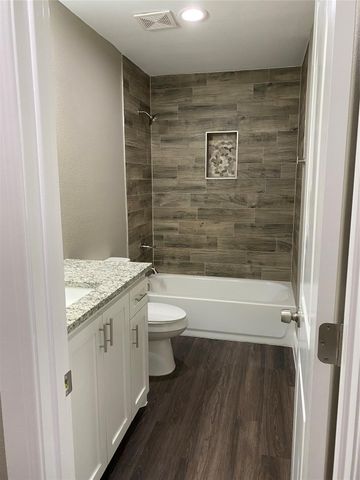 422 W Coffin Street, Denison, TX 75020