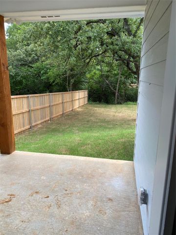 422 W Coffin Street, Denison, TX 75020