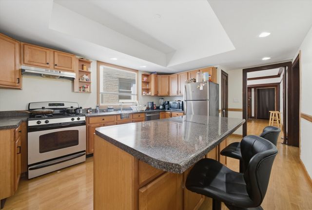 5105 W ALTGELD Street, Chicago, IL 60639