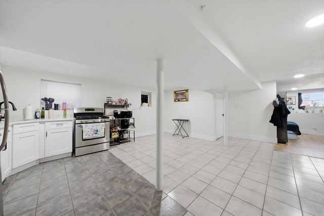5105 W ALTGELD Street, Chicago, IL 60639