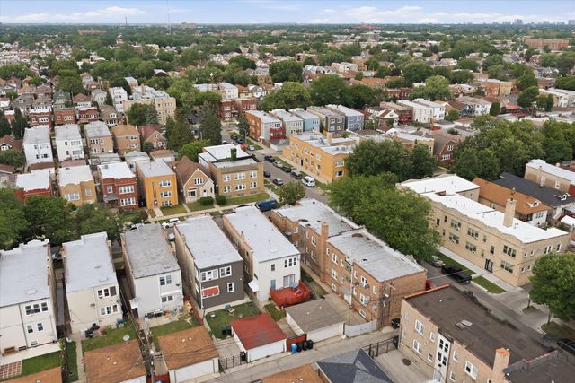 5105 W ALTGELD Street, Chicago, IL 60639