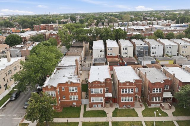 5105 W ALTGELD Street, Chicago, IL 60639