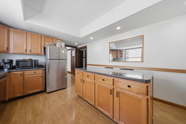 5105 W ALTGELD Street, Chicago, IL 60639