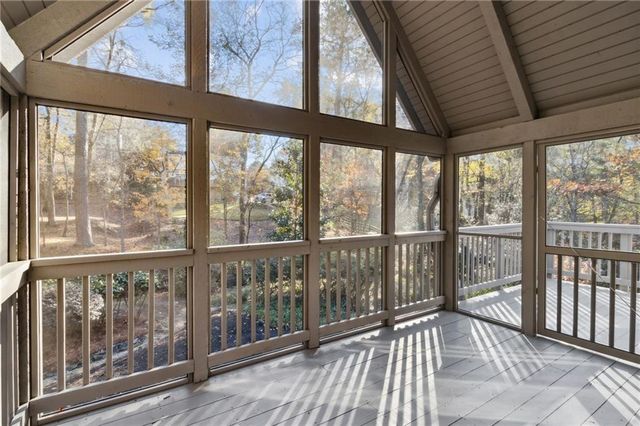 420 Hackberry Court, Roswell, GA 30076