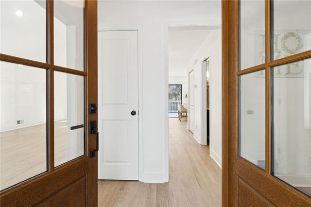 420 Hackberry Court, Roswell, GA 30076