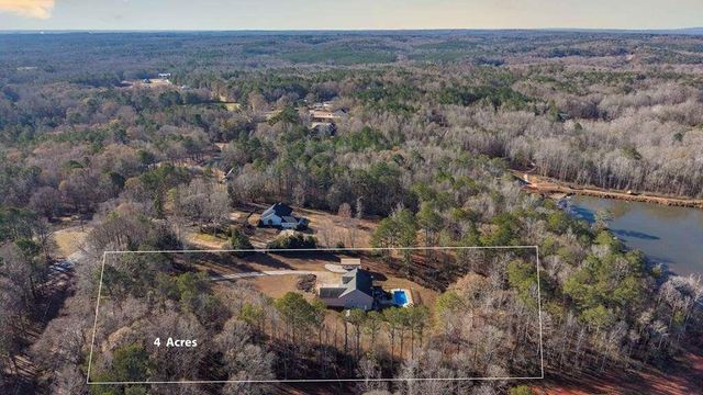 1053 Whooping Creek Church Road, Carrollton, GA 30116