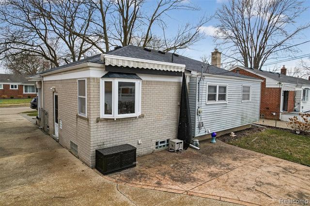 33604 Alvin Street, Garden City, MI 48135